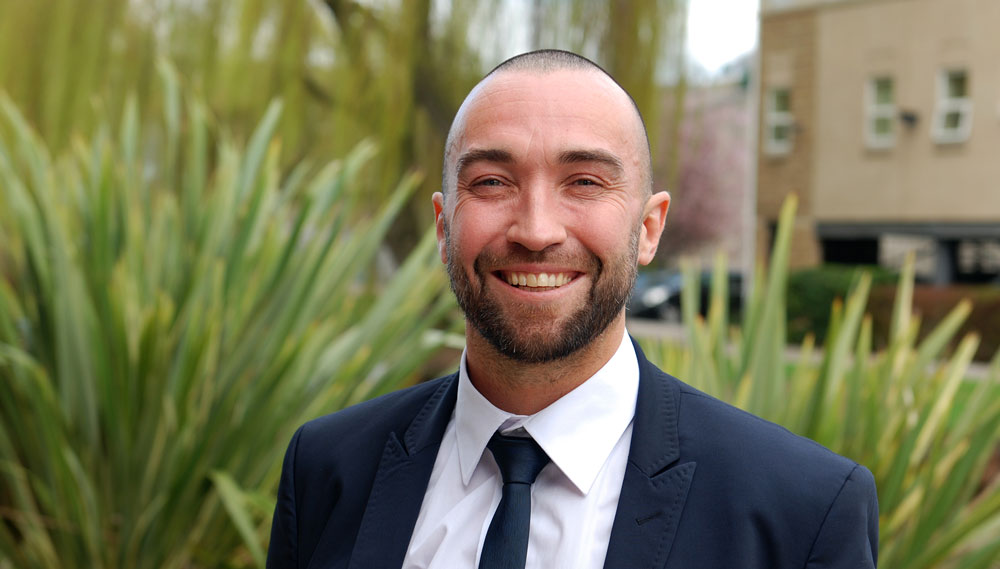 Headshot - Danny Benton